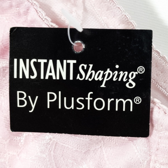 PlusForm Instant Shaping Front Close No Wire Bra - Picture 5 of 6